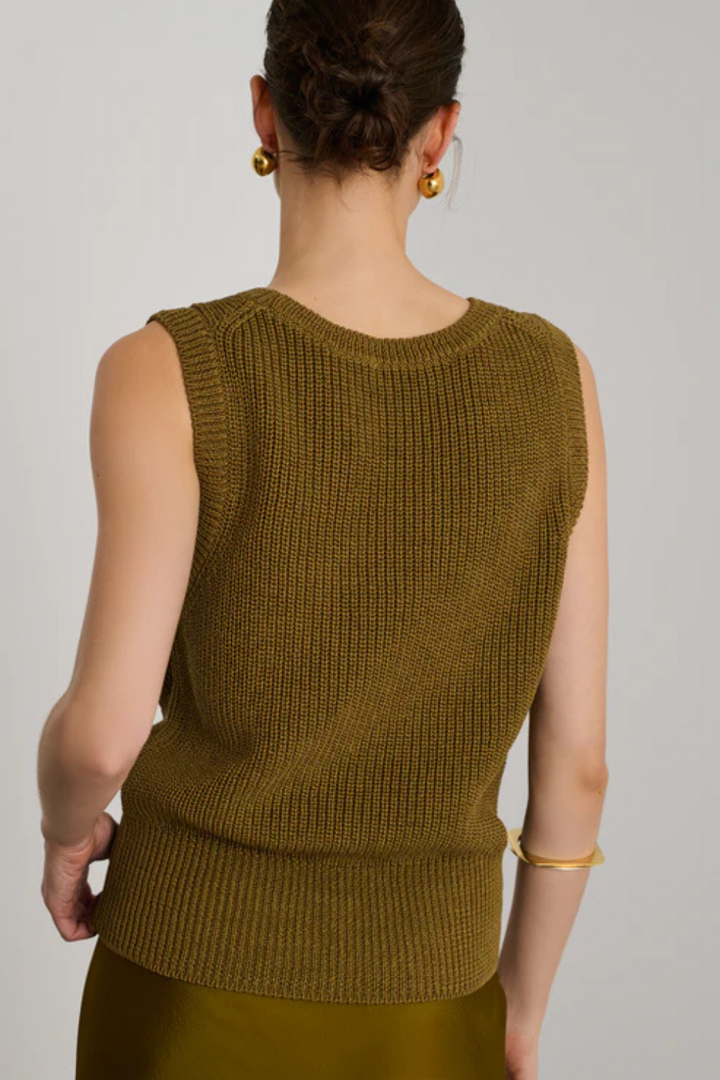 Model wearing Soeur Danny Sweater Vest rear view