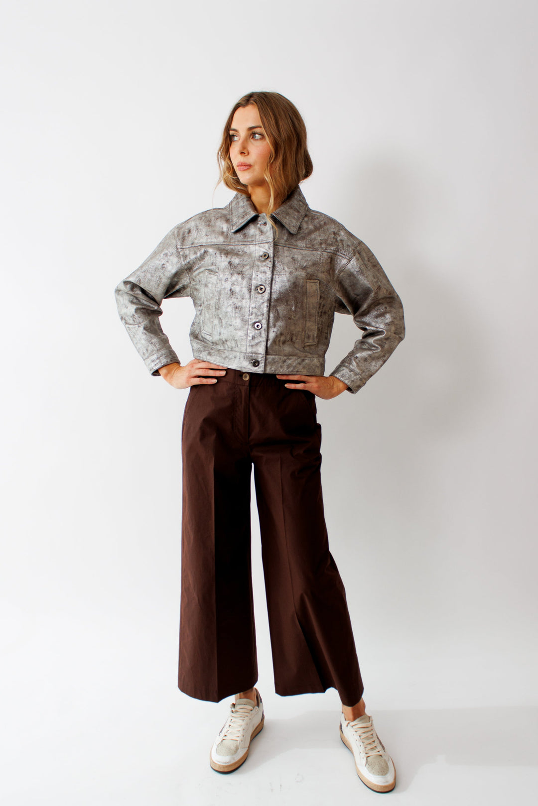 Mari wearing Seventy Fine Stretch Cotton Poplin Knit Trousers front view