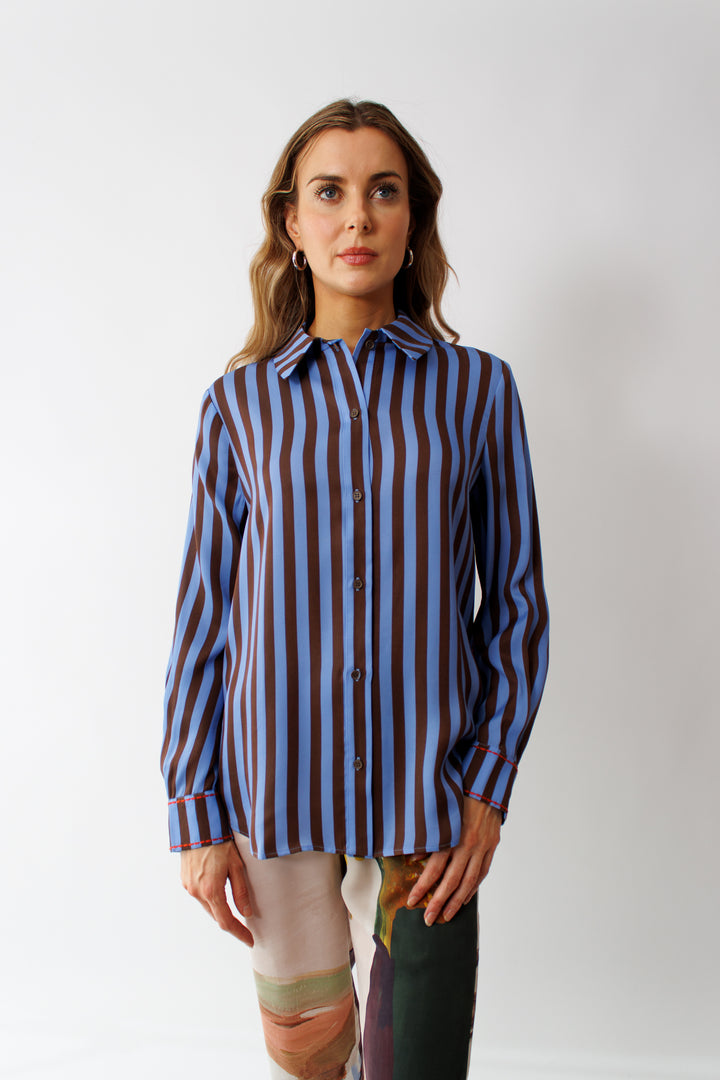 Mari wearing Stine Goya Dry Viscose Long Sleeve Shirt front view