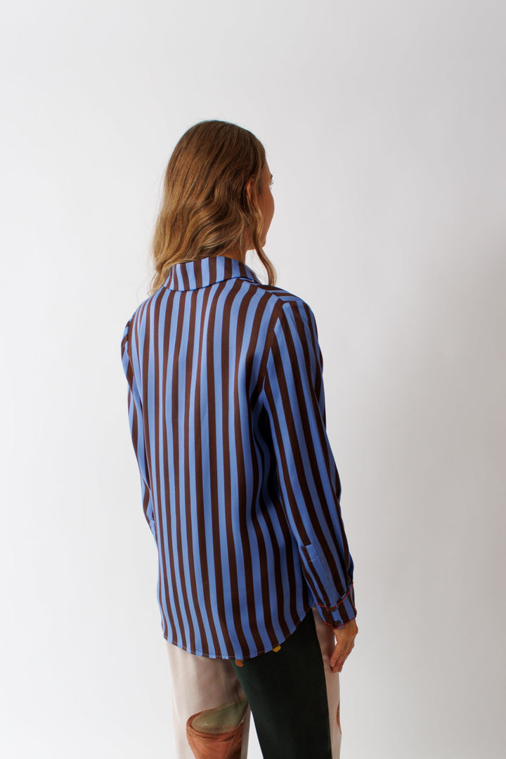 Mari wearing Stine Goya Dry Viscose Long Sleeve Shirt rear view