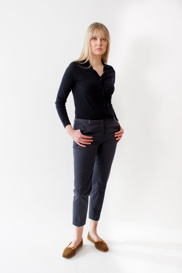 Bailey wearing Peserico Stretch Cotton Light Satin Pant front view