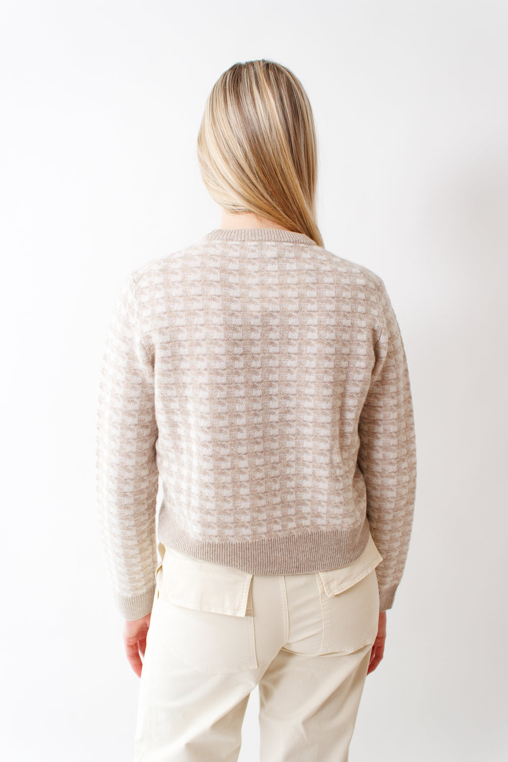 Bailey wearing White + Warren Cashmere Gingham Crew rear view 