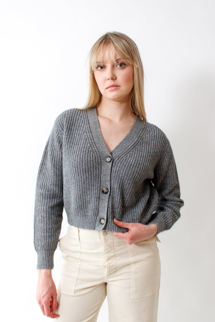 Bailey wearing Cotton Cashmere Cropped Cardigan Grey Heather Melange front view