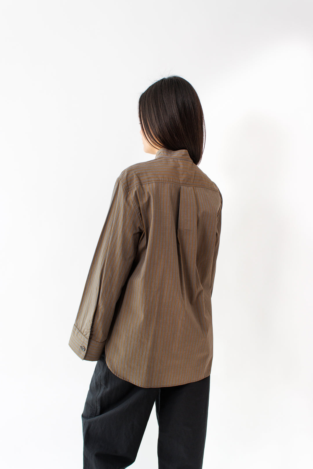 Amanda wearing Soeur Caliste Shirt rear view 