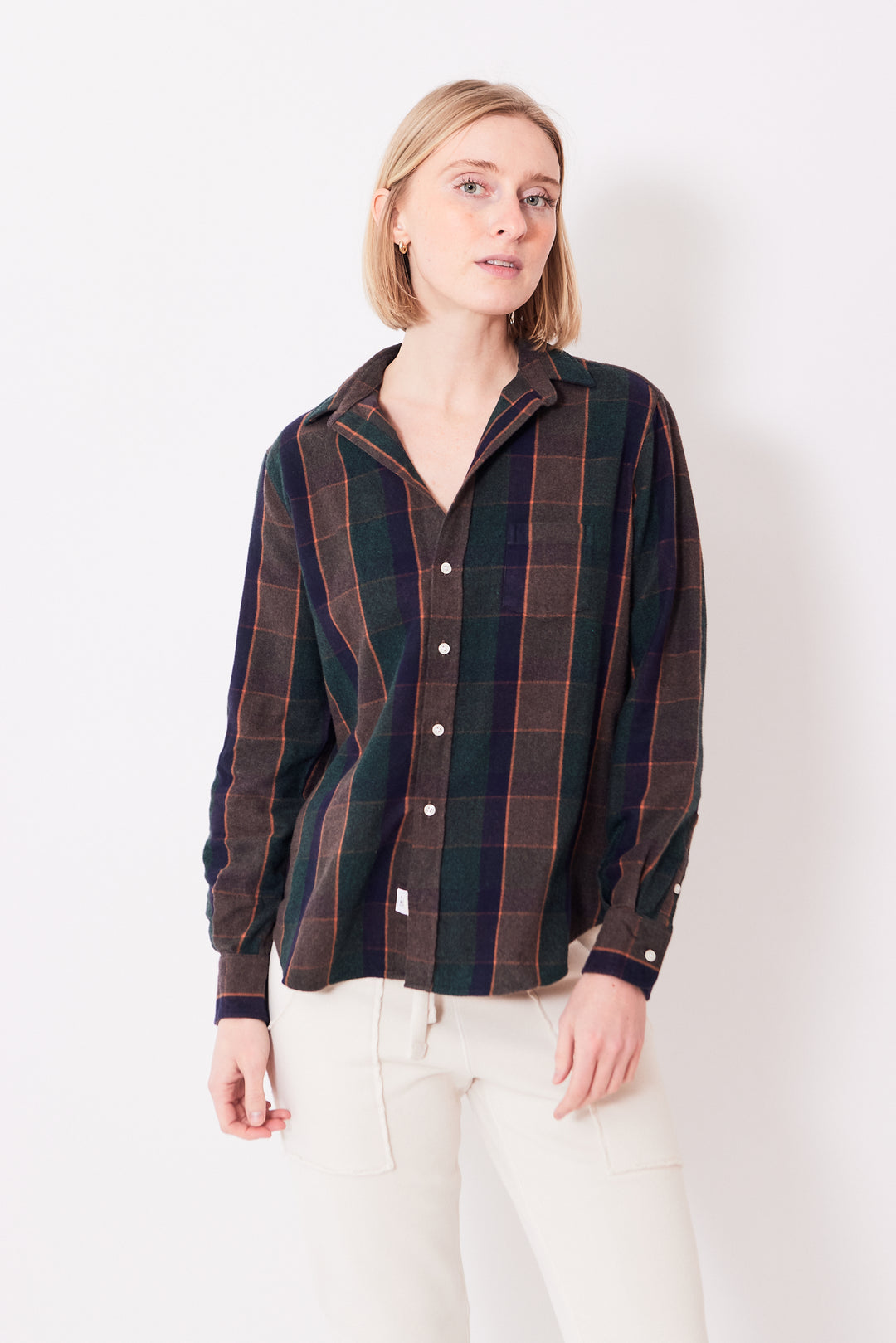 Madi wearing Frank & Eileen Eileen Relaxed Button Up Shirt front view 