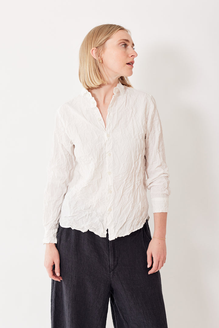 Madi wearing Pas de Calais Natural Wine Dye Blouse front view