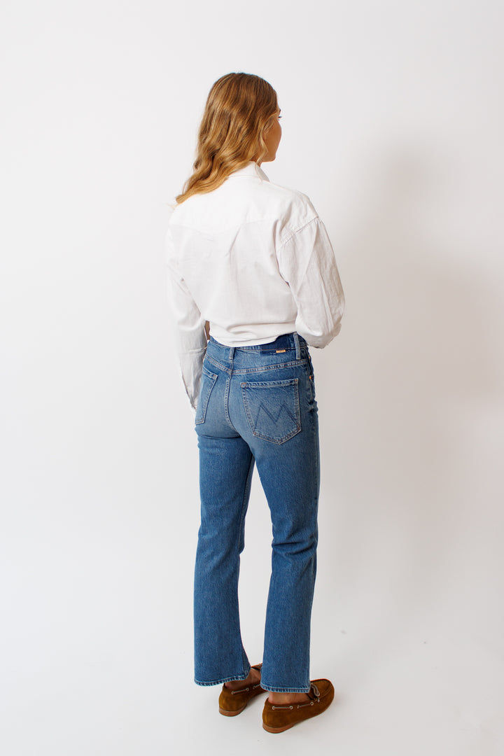 Mari wearing Mother Denim The Scooter Ankle rear view 