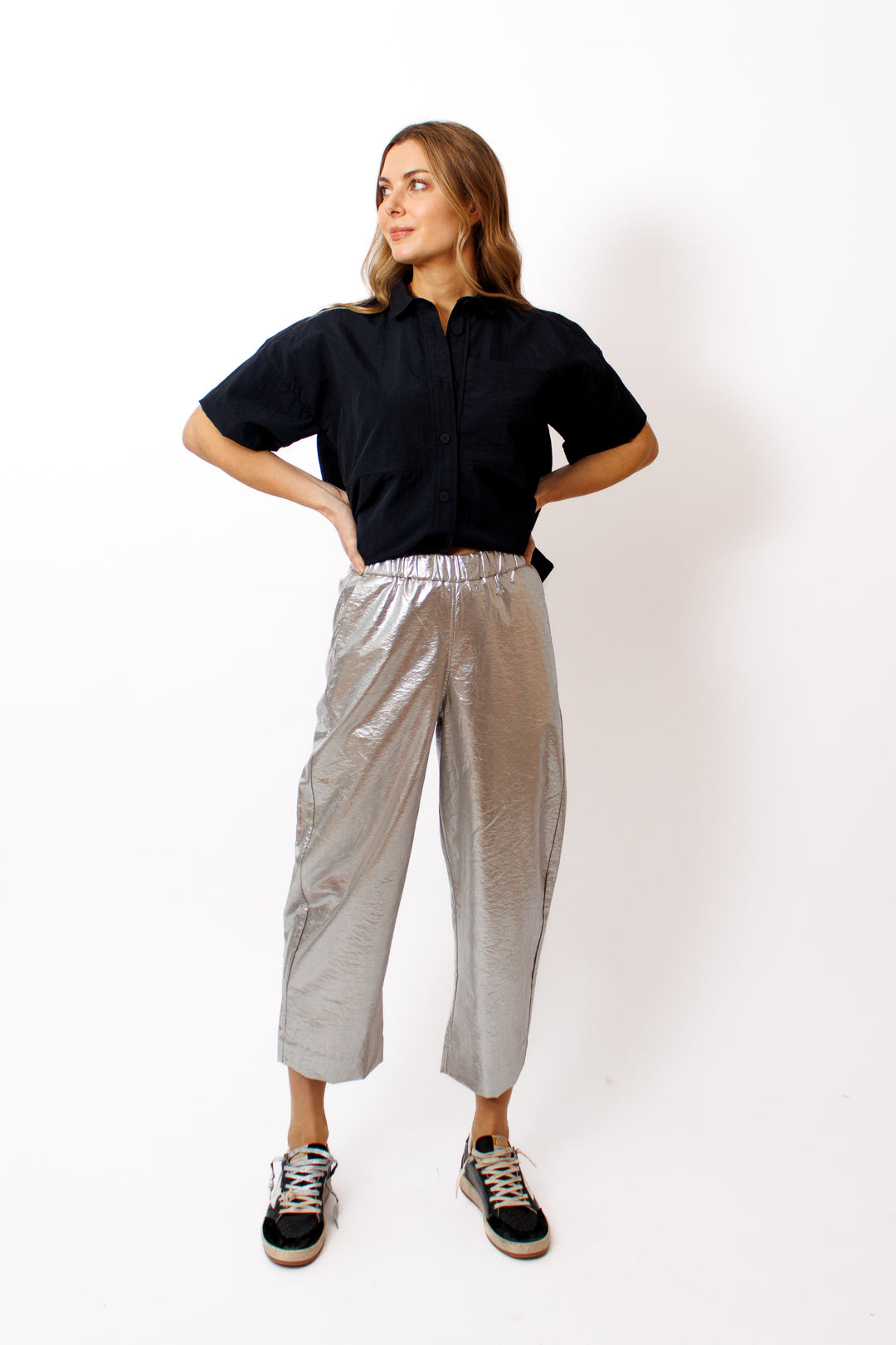 Mari wearing Fabiana Pigna Torme Pant front view