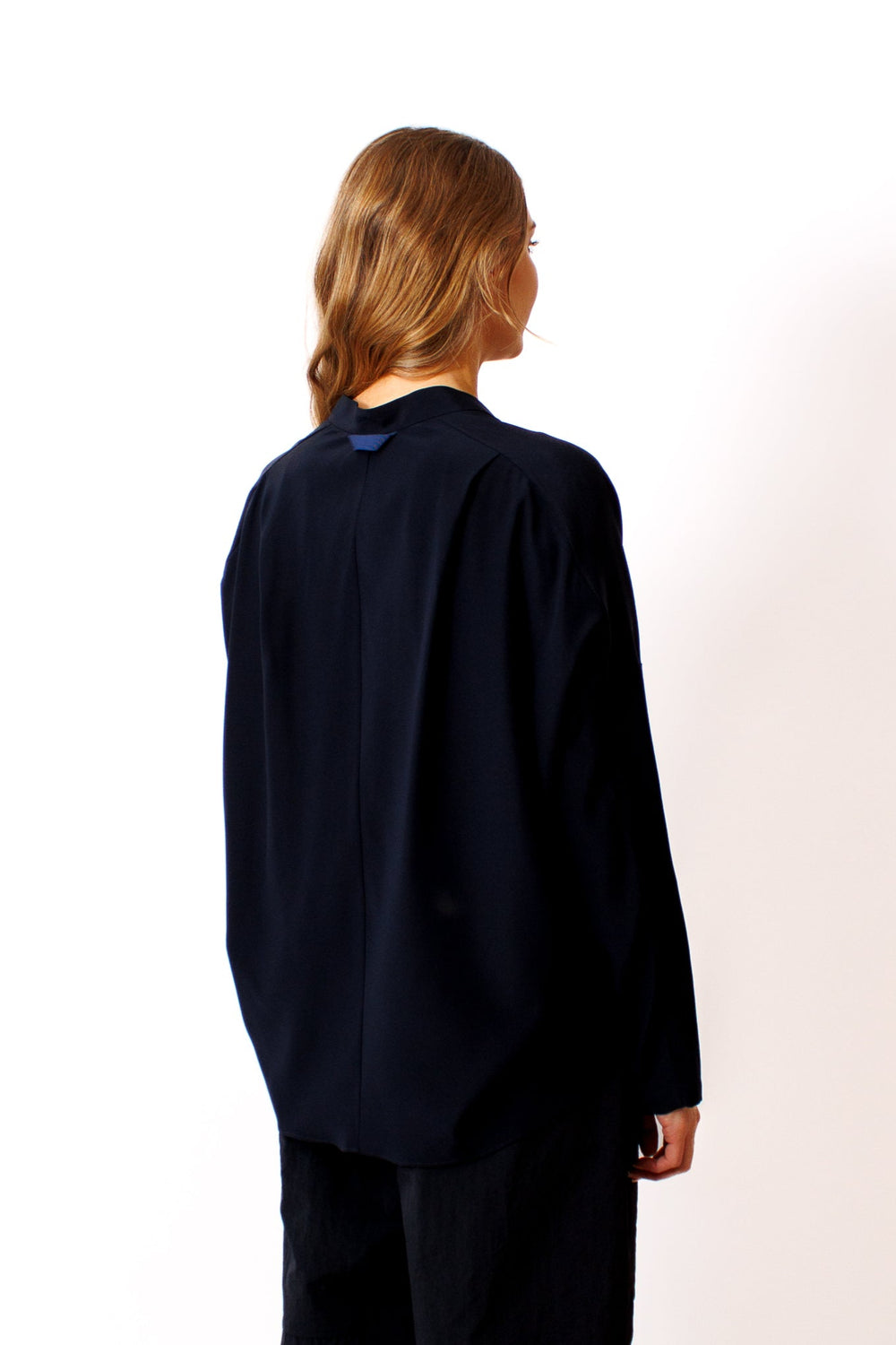 Mari wearing Long Sleeve Silk Charmeuse Fin Gaban Shirt Ink Jet rear view