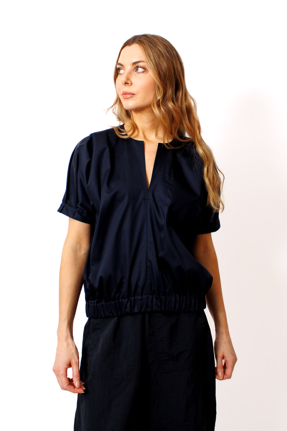 Mari wearing Zero + Maria Cornejo Rae Cotton Broadcloth Bomber Top front view