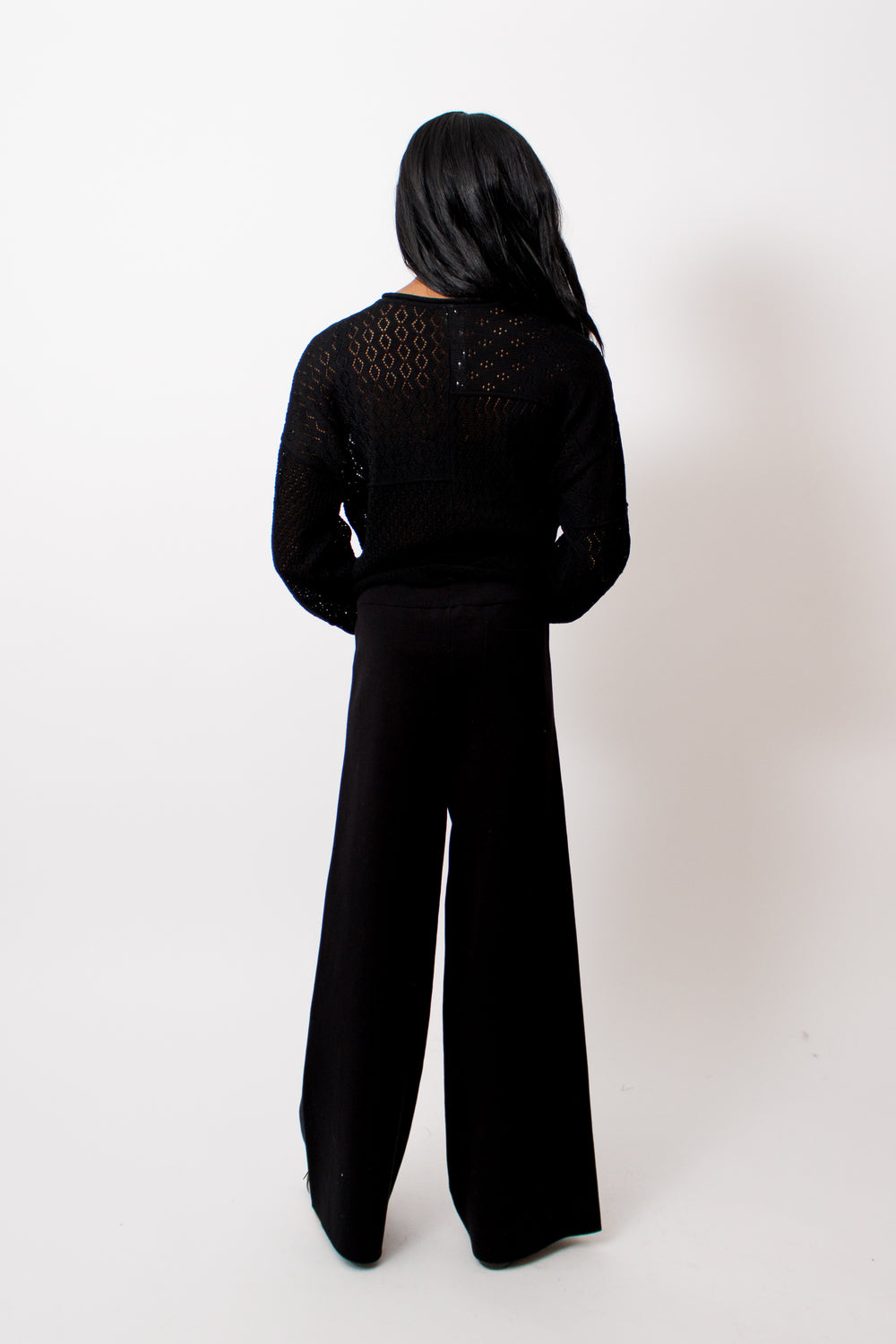 Ja'mes wearing White + Warren Superfine Organic Cotton Wide Leg Pant rear view