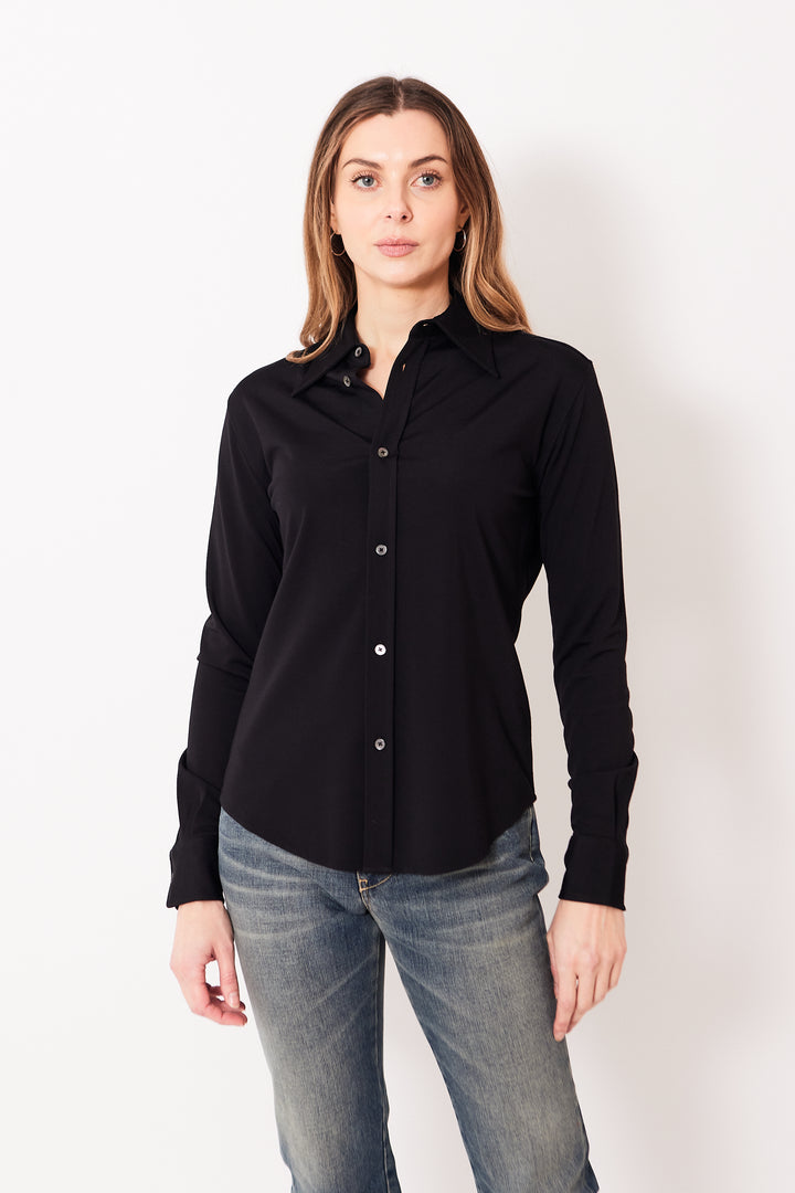 Mari wearing 6397 Slim Buttondown Shirt front view