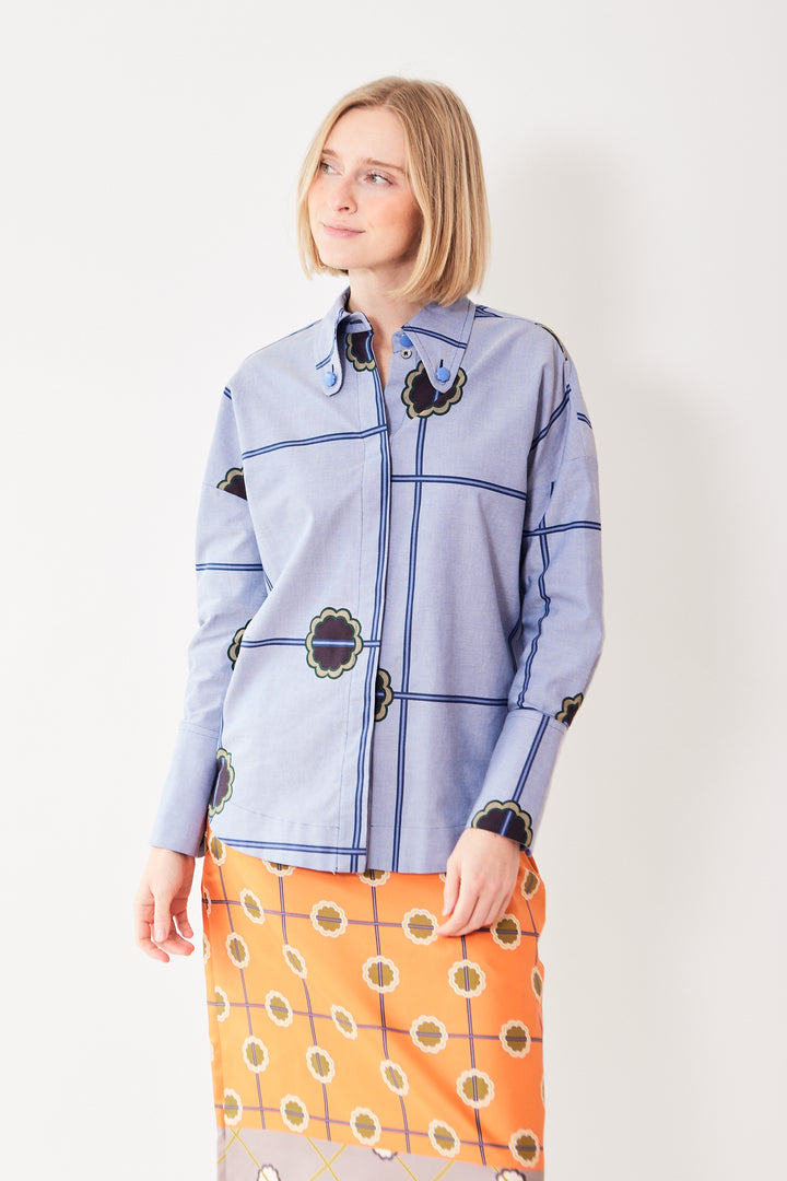 Madi wearing Odeeh Cotton Abstract Trellis Motif Shirt front view