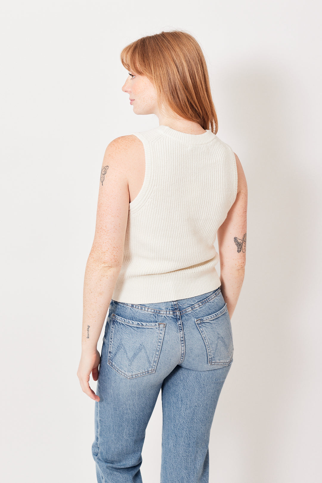 Waverly wearing White + Warren Cotton Blend Ribbed Shell rear view