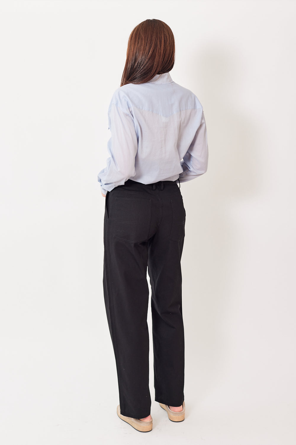 Julia wearing 6397 Carpenter Pant rear view