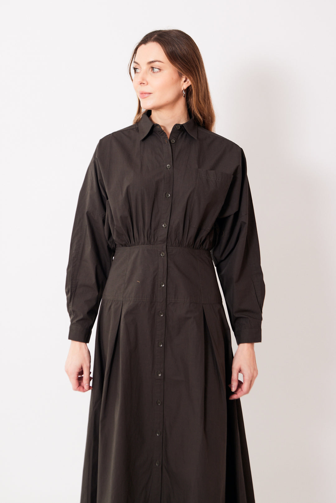 Mari wearing Apiece Apart Pietra Maxi Shirt Dress front view