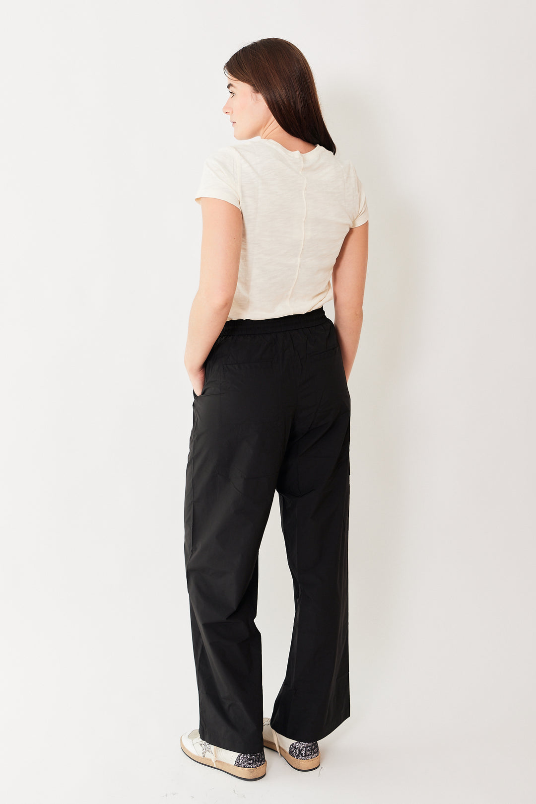 Julia wearing Lilla P Nylon Cargo Pant rear view