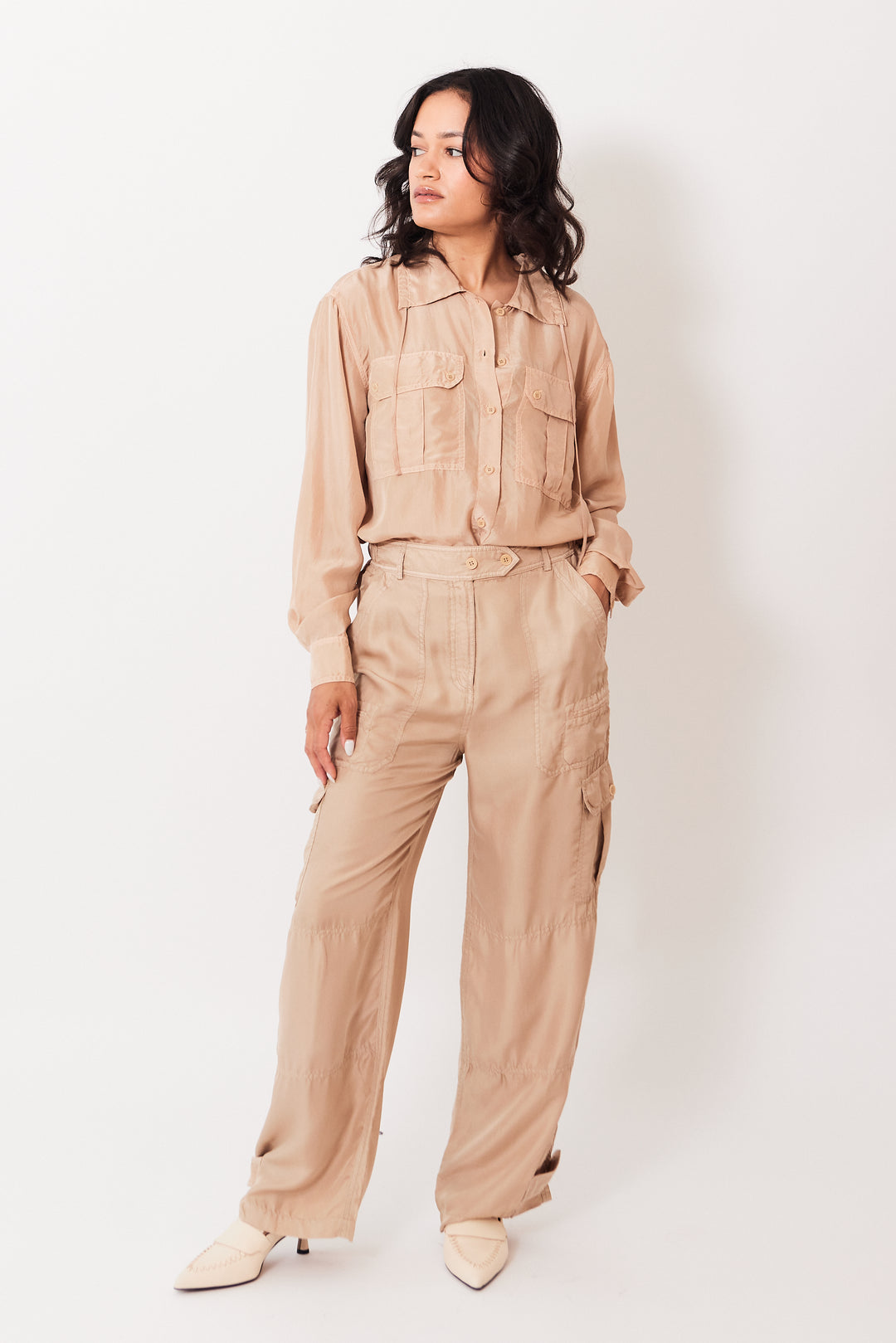 Amanda wearing Raquel Allegra Wilshire Pant front view