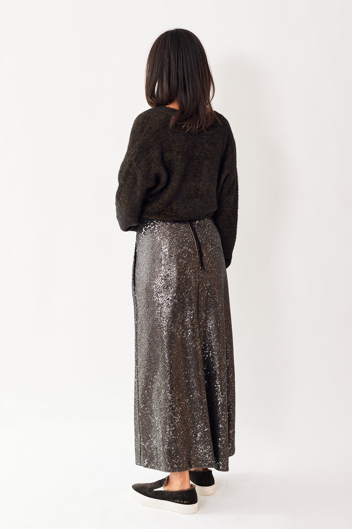 Amanda wearing Odeeh Back Zip Sequin Skirt rear view