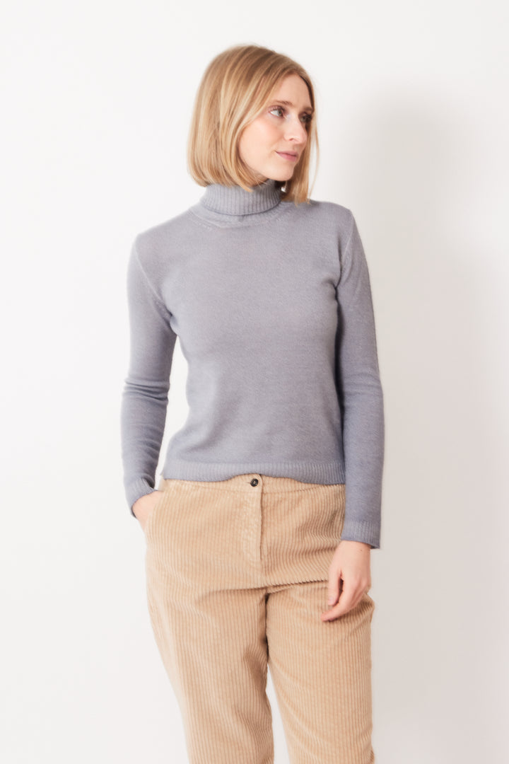 Madi wearing Base Snow Dye Turtleneck Sweater front view