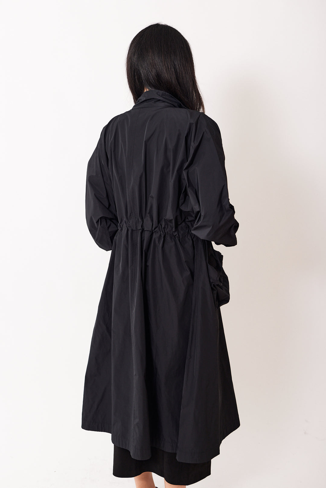 Madelyn wearing Meimeij Easy Access Pocket Pouch Trench rear view