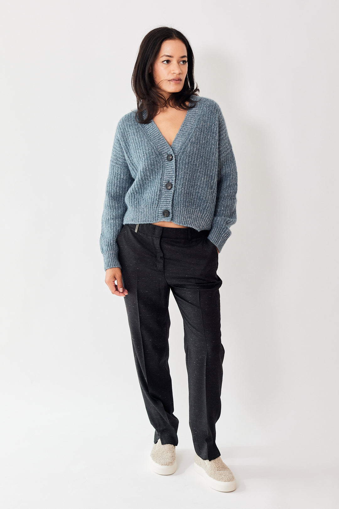 Amanda wearing Peserico Wool Silk And Cashmere Loro Piana Cigarette Pant front view