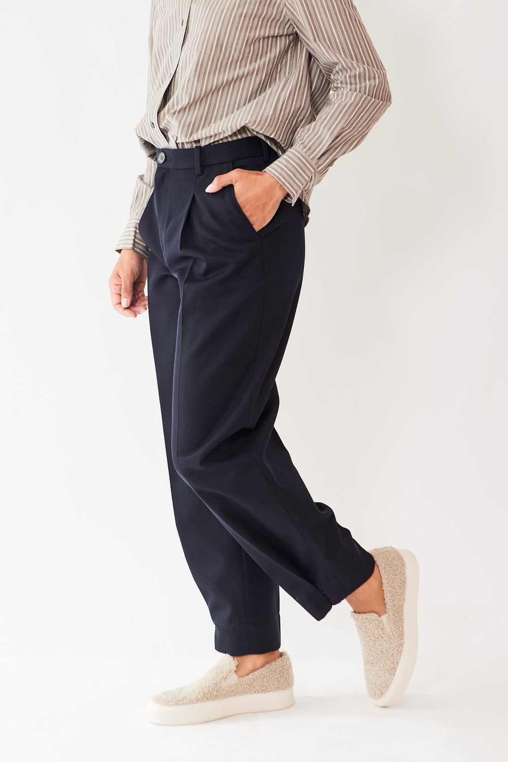 Amanda wearing Soeur Felix Trouser front/side view