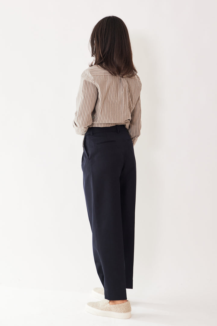 Amanda wearing Soeur Felix Trouser rear view