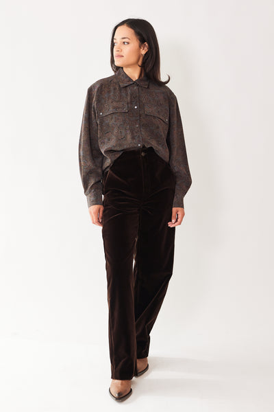 Amanda wearing Soeur Celestin Velvet Pant front view