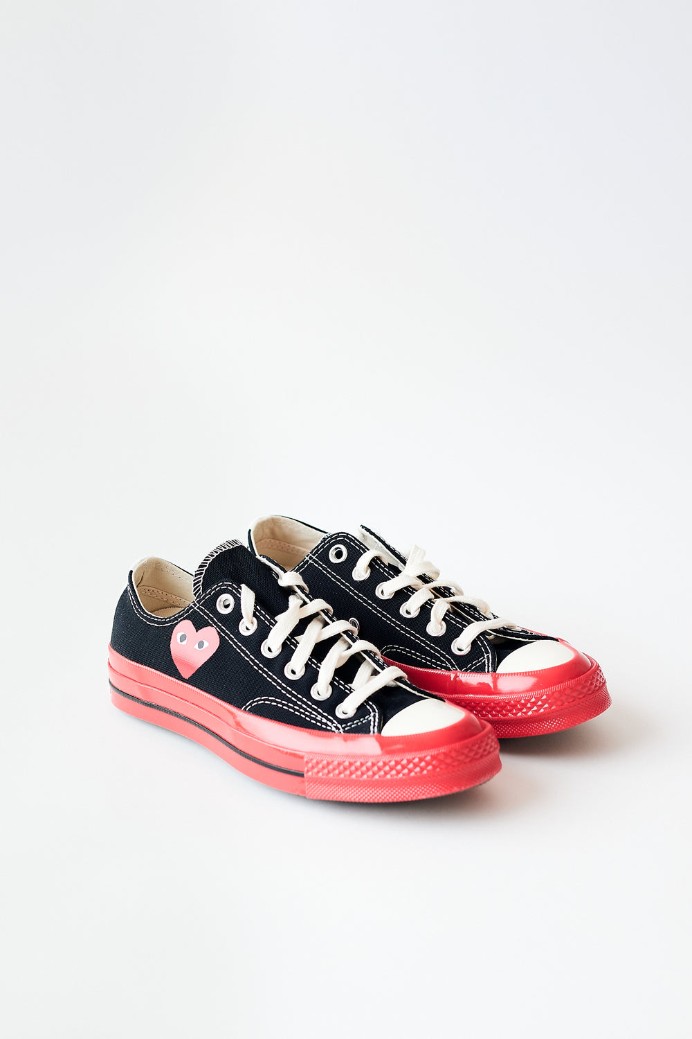 Comme des Garçons PLAY Converse Red Sole Low Top